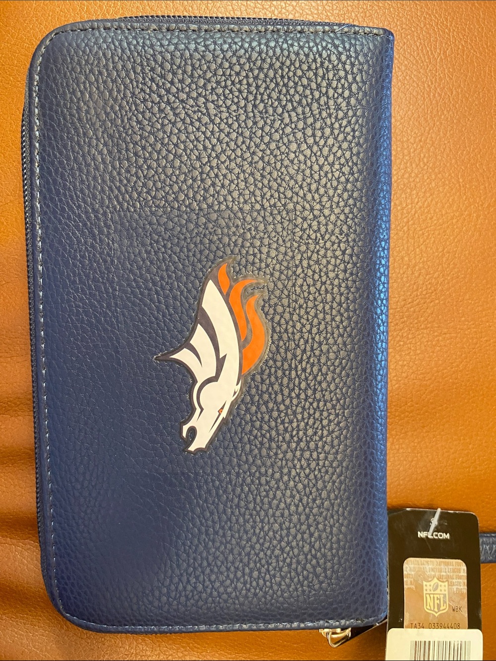 Denver Broncos Navy Zip-Around Leather Wallet